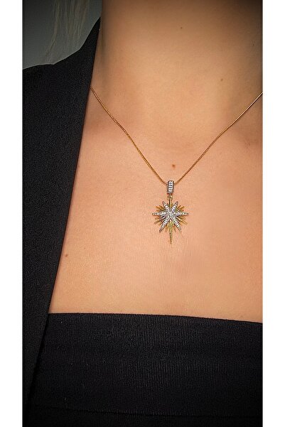 GM TAKI قلادة من الفولاذ على شكل نجمة ذهبية لامعة