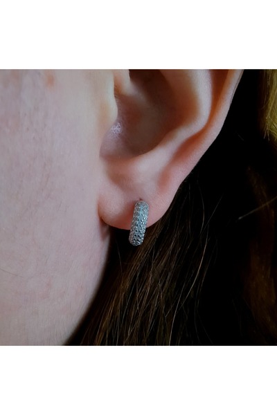 MAGRİB 925 ayar gümüş beyaz taşlı gümüş çocuk küpesi