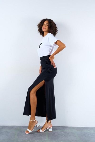 fh fashionhere Fusta cu trandafiri cu adunare laterală - neagră