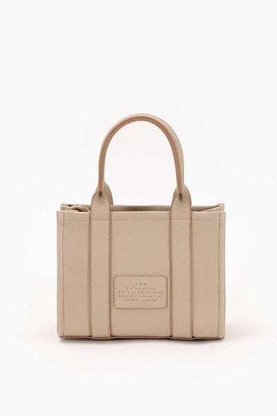 Levidor 930151   Women's Flutterable Strap Text Printed Handbag & Shoulder Bag