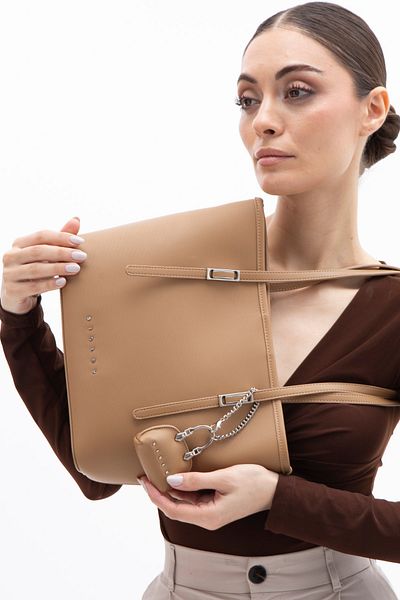 Sisley Дамска чанта Camel SLY148