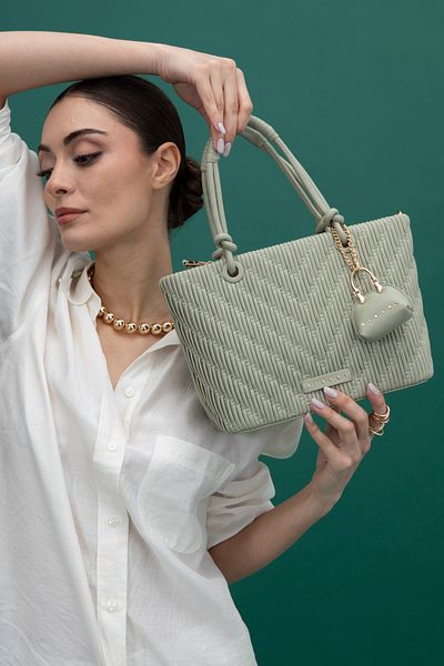 Sisley GEANT DE MÂNĂ VERDE pentru femei Sly143