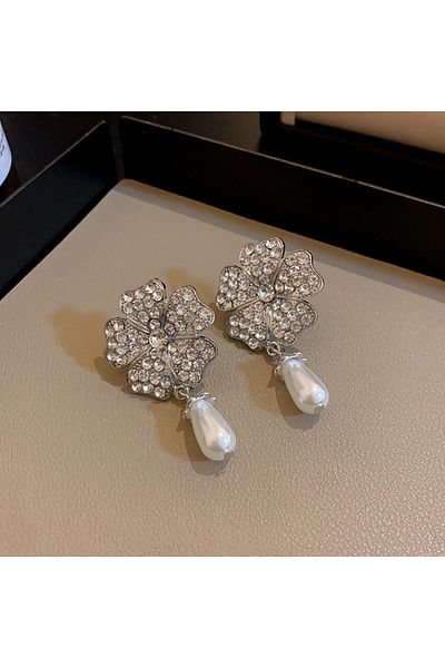 Choice HE19747-1 Rhinestone Flower Pearl Multi-layer Necklaces for Women French Luxury Niche Bracelet Tempe