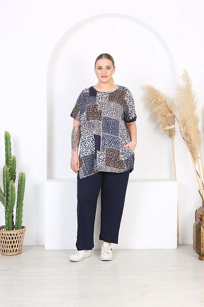 XL Modam Women's Lycra Navy Blue Patterned Suit