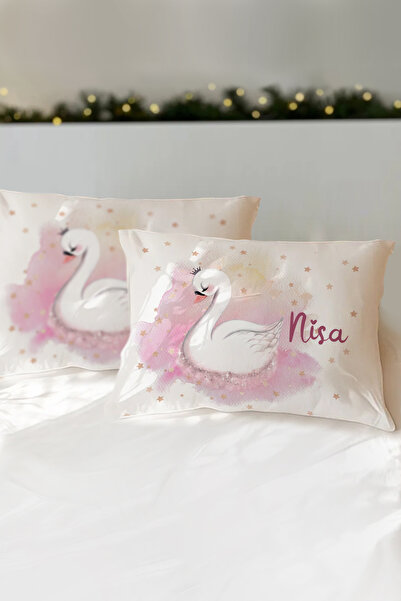 Homamia İsme Özel Baskılı %100 Pamuk Çocuk Yastık Kılıfı (50x70) Kuğu