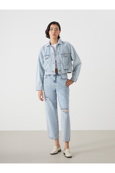 LC Waikiki New Season Shirt Collar Oversize Crop Women's Jean Jacket - S59898Z8