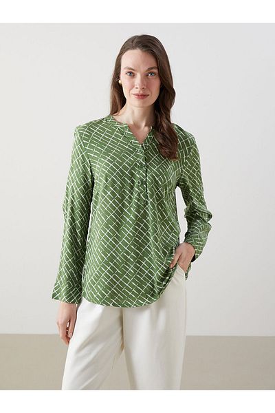 LC Waikiki بلوزة نسائية منقوشة بياقة LCW من Fast Fashion