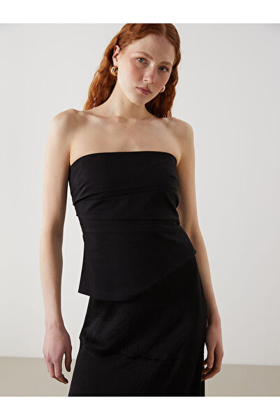 LC Waikiki Γυναικεία μπλούζα με λαιμόκοψη με γυαλιστερές πέτρες