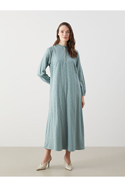 LC Waikiki New Season from Güli̇s Gi̇yi̇m Green Ruffled Upright Mock Neck Att...