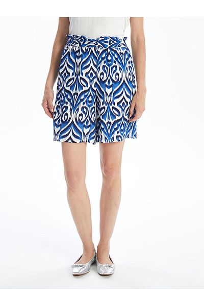 LC Waikiki Lcw Women's Shorts with Elastic Waist Pattern Fast Fashion