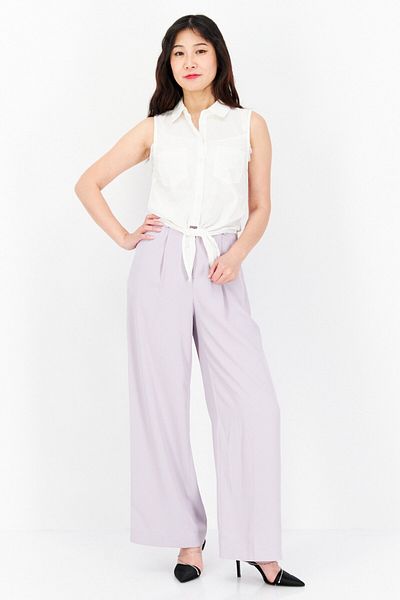 Don't Call Me Jennyfer Women Spread Collar Sleeveless Plain Top, Cream