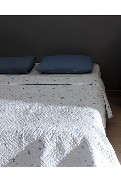 Madame Coco Dace King Size Printed Bedspread - Blue