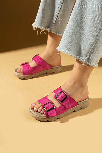 Pembe Potin شبشب نسائي من جلد الغزال الفوشيا لتقويم العظام بإبزيم مزدوج النطاق شبشب مريح للاستخدام اليومي