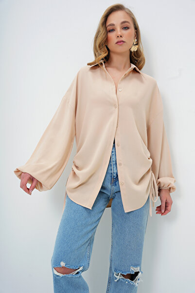 Trend Alaçatı Stili Női bézs színű túlméretezett szőtt ing oldalsó nyakkendővel ALC-X13698