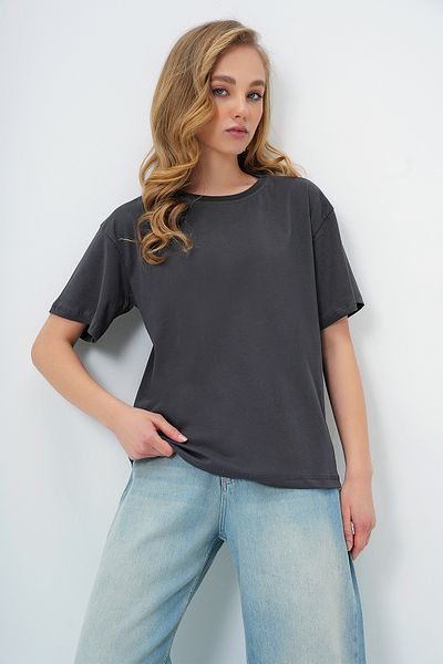 Trend Alaçatı Stili Women's Anthracite Crew Neck Basic T-Shirt Alc-X13684