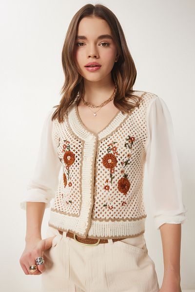 Happiness İstanbul Cremefarbene Damen-Bluse aus Chiffon mit Ärmeln und Stickerei für die Saison TP00046
