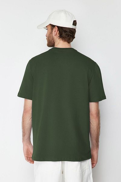 Trendyol Collection Khaki-T-Shirt mit Wolf-Stickerei – normaler Schnitt 100 % TMNSS24TS00056