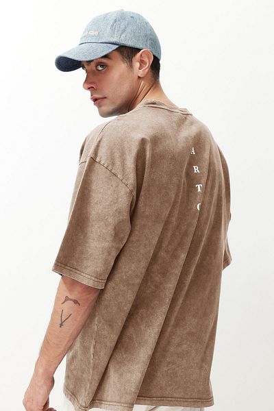 Trendyol Collection Καφέ Oversize/Φαρδιά κοπή Μπλουζάκι με ξεθωριασμένο εφέ 100% βαμβάκι TMNSS23TS00166