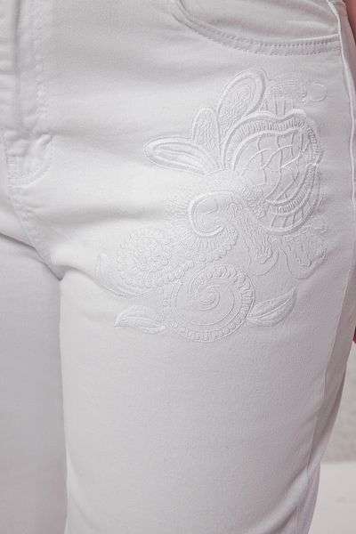 Trendyol Curve High Waist Embroidery Detail Wide Leg Plus Size Culotte Jeans - Tbbss25Cj00024