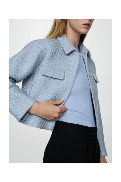 MANGO Woman Krátká tvídová bunda s kapsami