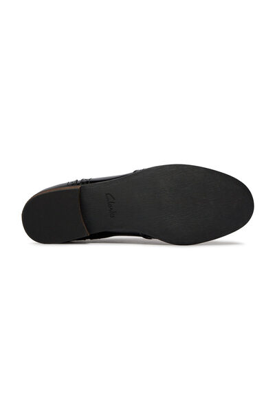 CLARKS Undefined Comfortable Shoes