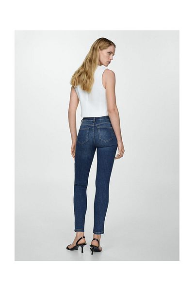 MANGO Woman Vékony push-up farmernadrág