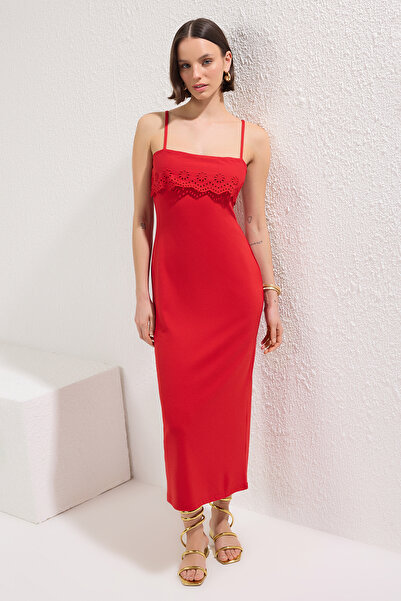 Trendyol Collection Rochie tricotată midi cu detaliu țesut roșu TWOSS25EL00356