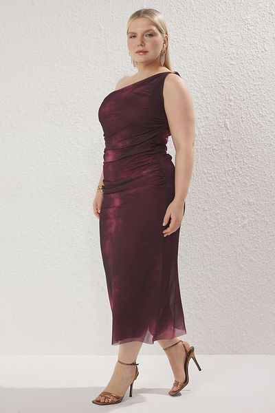 Trendyol Curve Burgunderfarbenes, einärmliges, figurbetontes, detailliertes, dehnbares Strick-Bleistiftkleid aus Tüll TBBSS25AH00116
