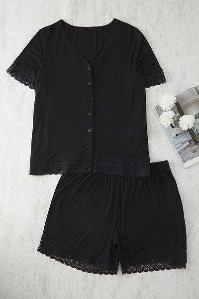 Trendyol Curve Schwarzes Spitzen-Pyjama-Set aus Viskose mit V-Ausschnitt TBBSS25AI00065