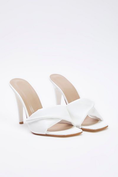 TRENDYOL SHOES Boty na podpatku
