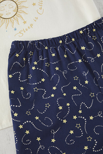 Trendyol Curve Тъмносини 100% памучни къси панталони с шарка на галактика, плетен комплект пижама TBBSS25AI00106