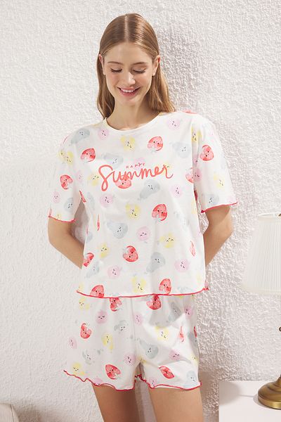 Trendyol Collection Mehrfarbiges Baby-Overlock-Shorts-Strickpyjama-Set aus 100 % Baumwolle mit Fruchtmuster THMSS25PT00392