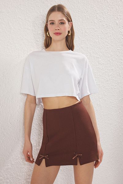 Trendyol Collection Barna masni és hasított részlet mini kötött rövidnadrág szoknya TWOAW25ET00092