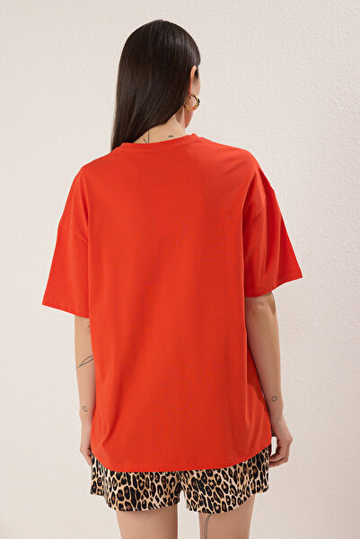 Trendyol Collection 100% Cotton Red Slogan Embroidered T-Shirt Wide Fit Overize Cancel