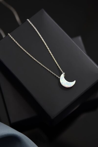 Papatya Silver 925 Ayar Gümüş Rodyum Kaplama Beyaz Opal Taş Hilal Kolye