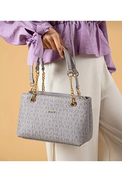 Just Polo حقيبة كتف نسائية باللون الرمادي من جاست بولو مع سلسلة وحزام طويل قا...