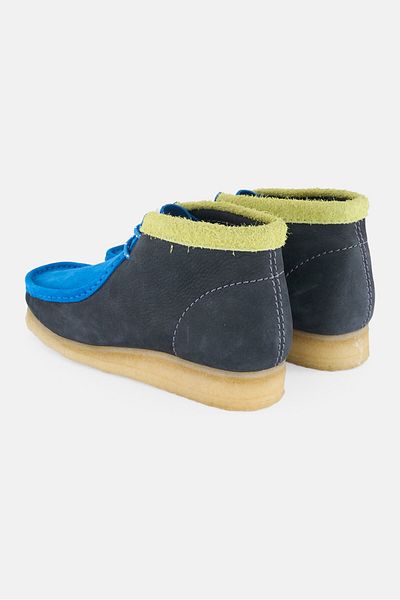 CLARKS Men Wallabee Lace Up Ankle Boots, Grey