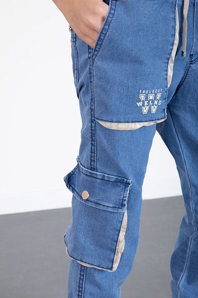Cansın Mini Pantaloni de jeans din lycra pentru băiat, cu buzunar cargo albastru și talie elastică 20517