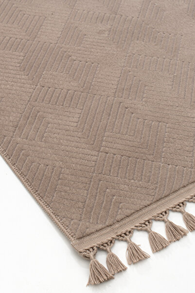 Valery Home Rölyef Aden Vizon Kaymaz Taban Kesme Halı Yolluk Pon Pon