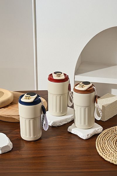 Vadi Stainless Steel Heat Insulated Thermos Mug with Digital Temperature Display 400 ml