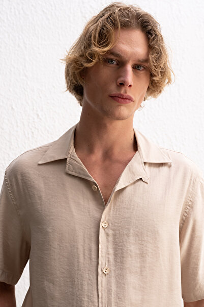 GIESTO ΜΠΕΖ ΠΟΥΚΑΜΙΣΟ ΜΕ ΔΑΝΤΕΣ