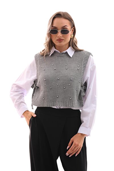 ŞİMAL Трикотажний жіночий светр з боковою деталлю та перловою фурнітурою 245030