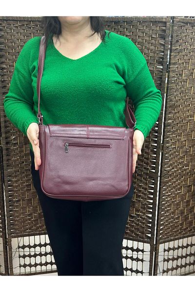 Akın Women's Burgundy Color Large Size Messenger Bag Non-Peelable Leather