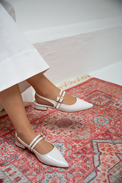 LAMİNTA Γυναικείες μπαλαρίνες Holly White λουστρίνι με διπλή πόρπη με λεπτομέρειες