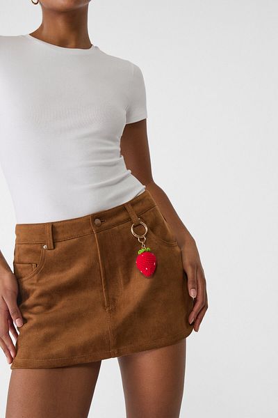 Stradivarius سلسلة مفاتيح على شكل فراولة