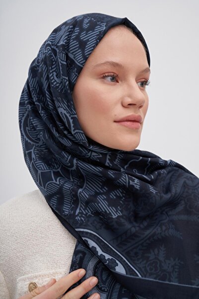 carell Harmony Midnight Blue Early Silk Shawl