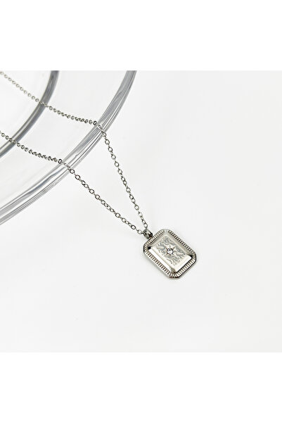 Choice قلادات فضية من Peri'sBox بتصميم هندسي عتيق مرصعة بأحجار الزركونيوم الم...