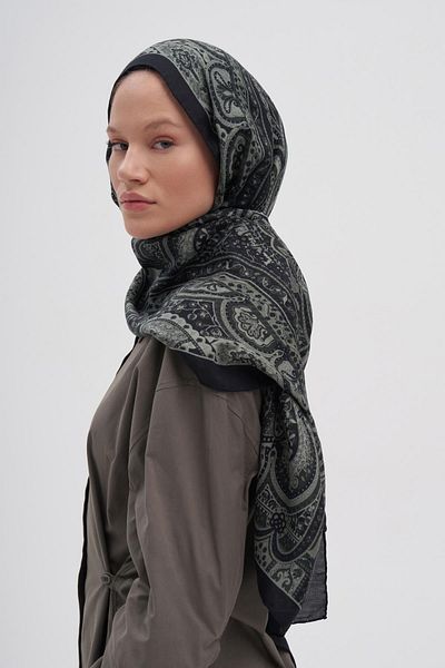 carell Saphire Soft Green Early Silk Shawl