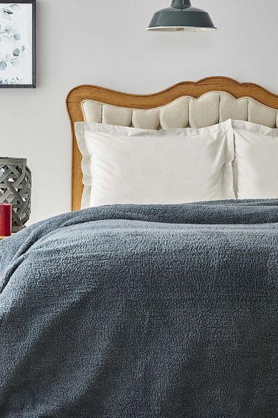 Karaca Home Home Faye Petrol Double Sherpa Blanket