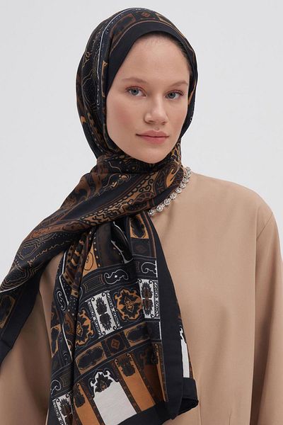 carell Deep Caramel Early Silk Shawl